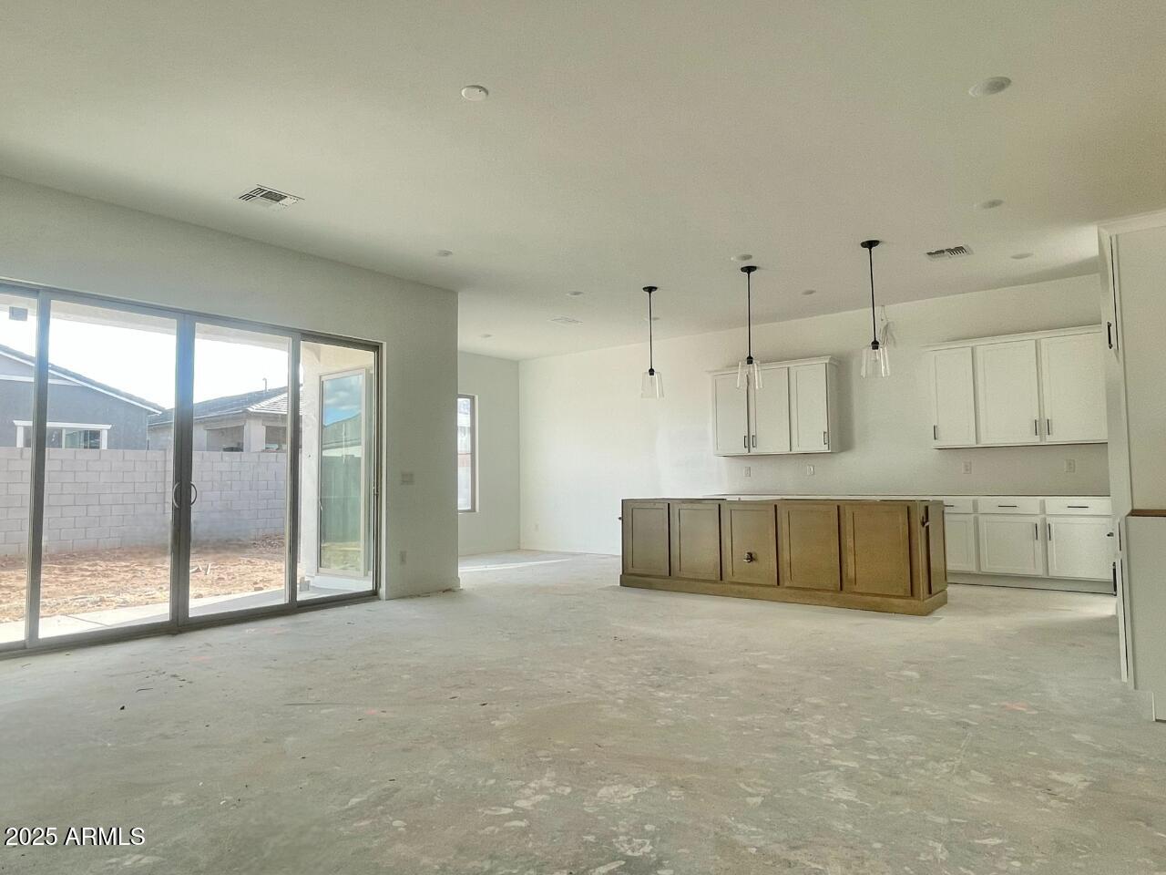22725 E LORDS Way