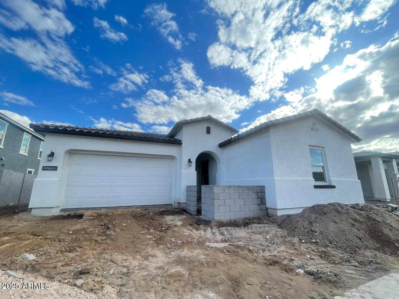 22725 E LORDS Way