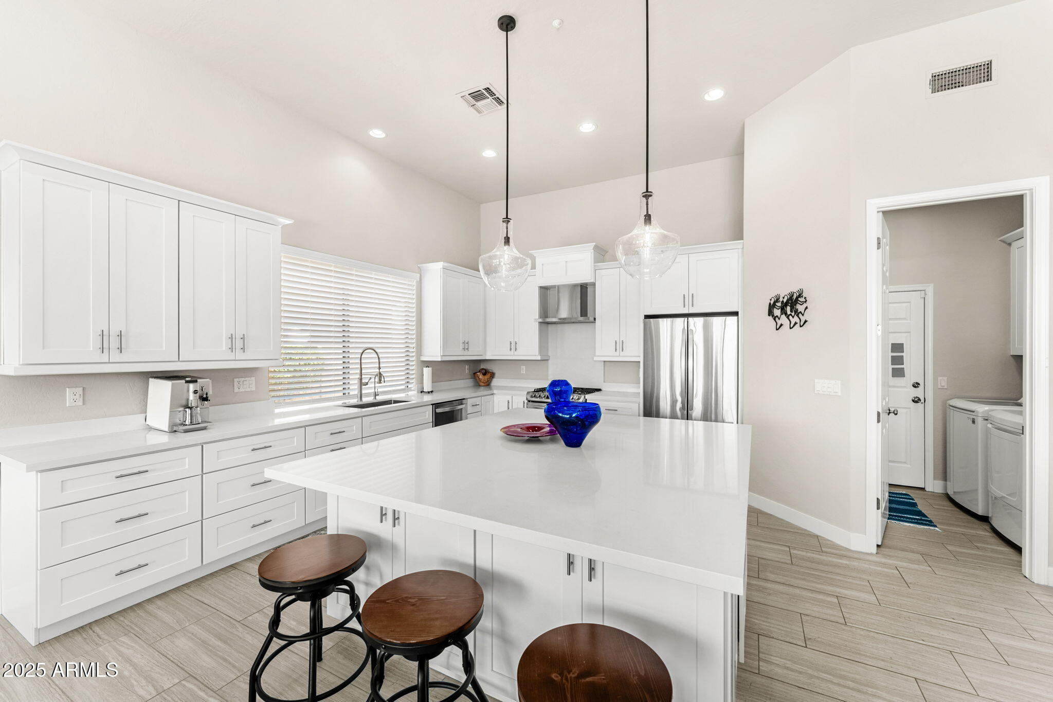 9523 E SANDY VISTA Drive