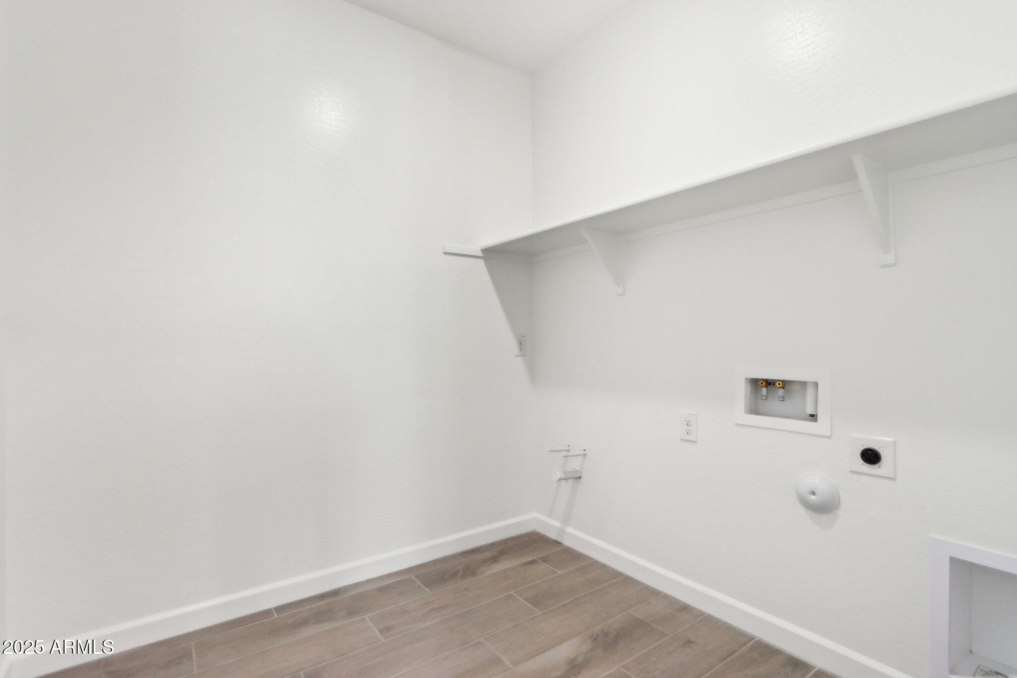 7654 W TETHER Trail
