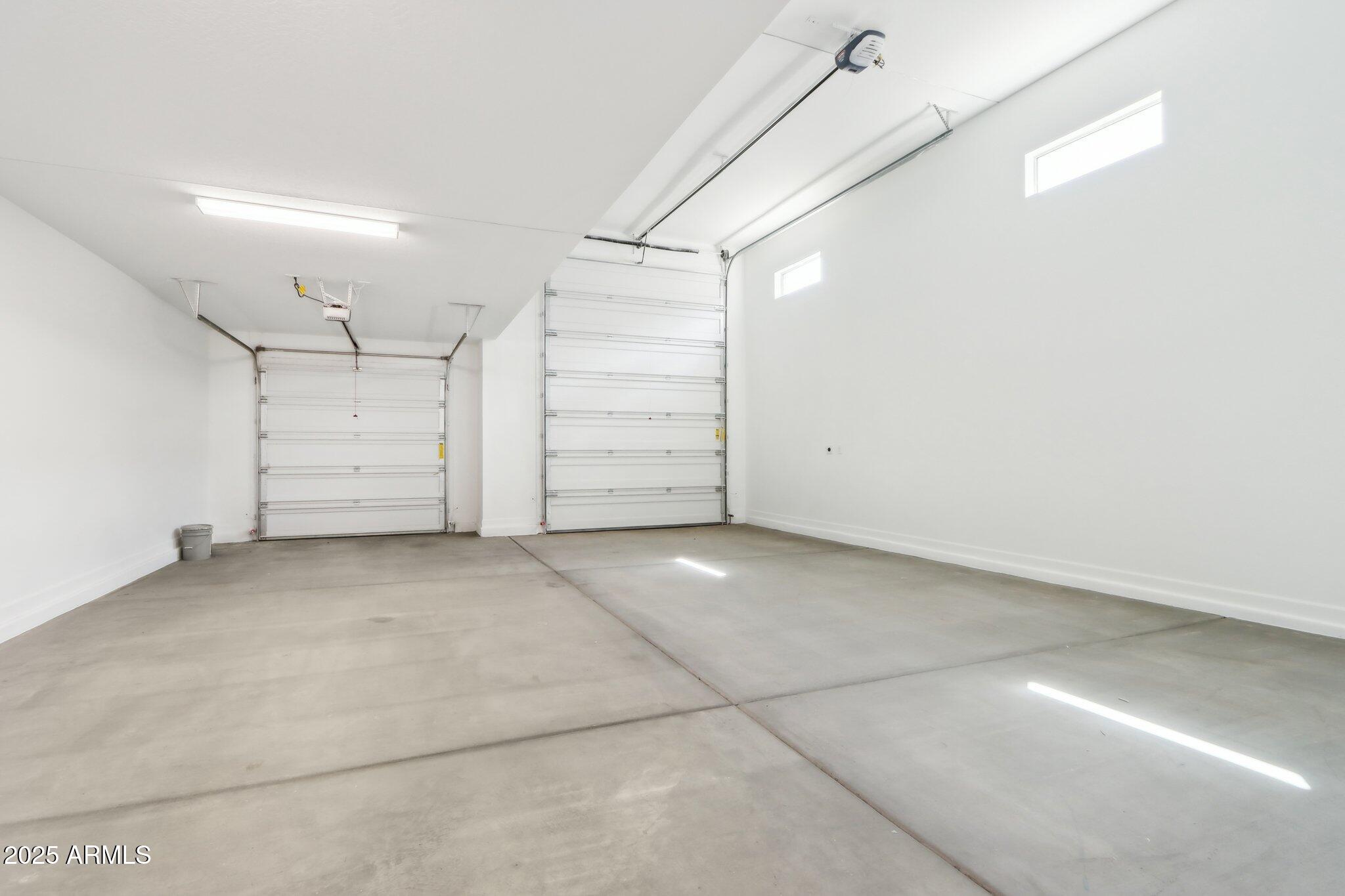 7654 W TETHER Trail