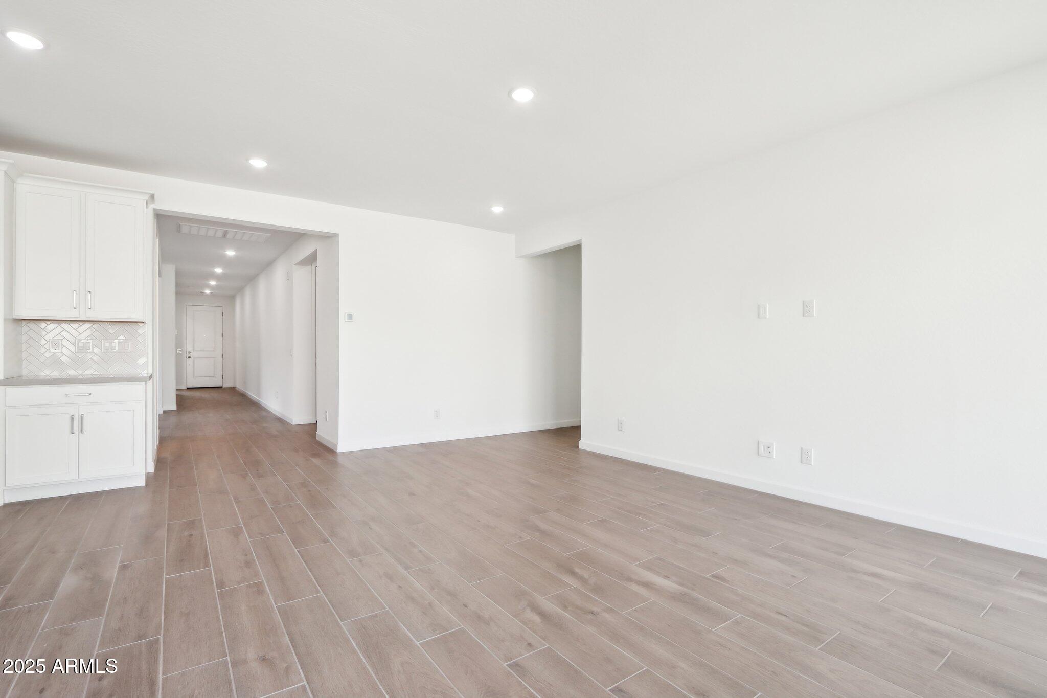 7654 W TETHER Trail
