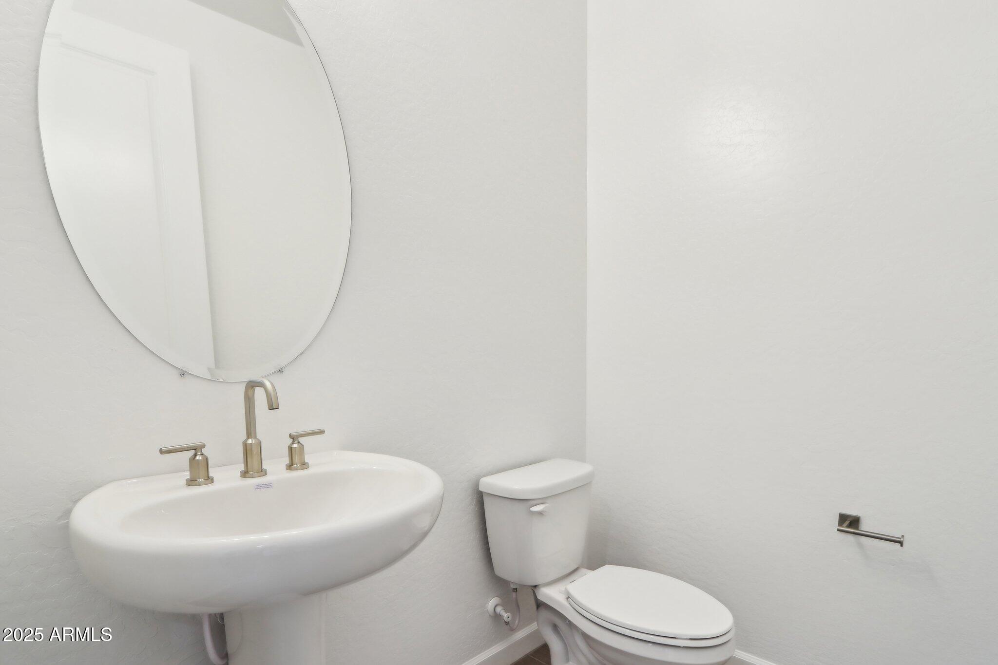 7654 W TETHER Trail