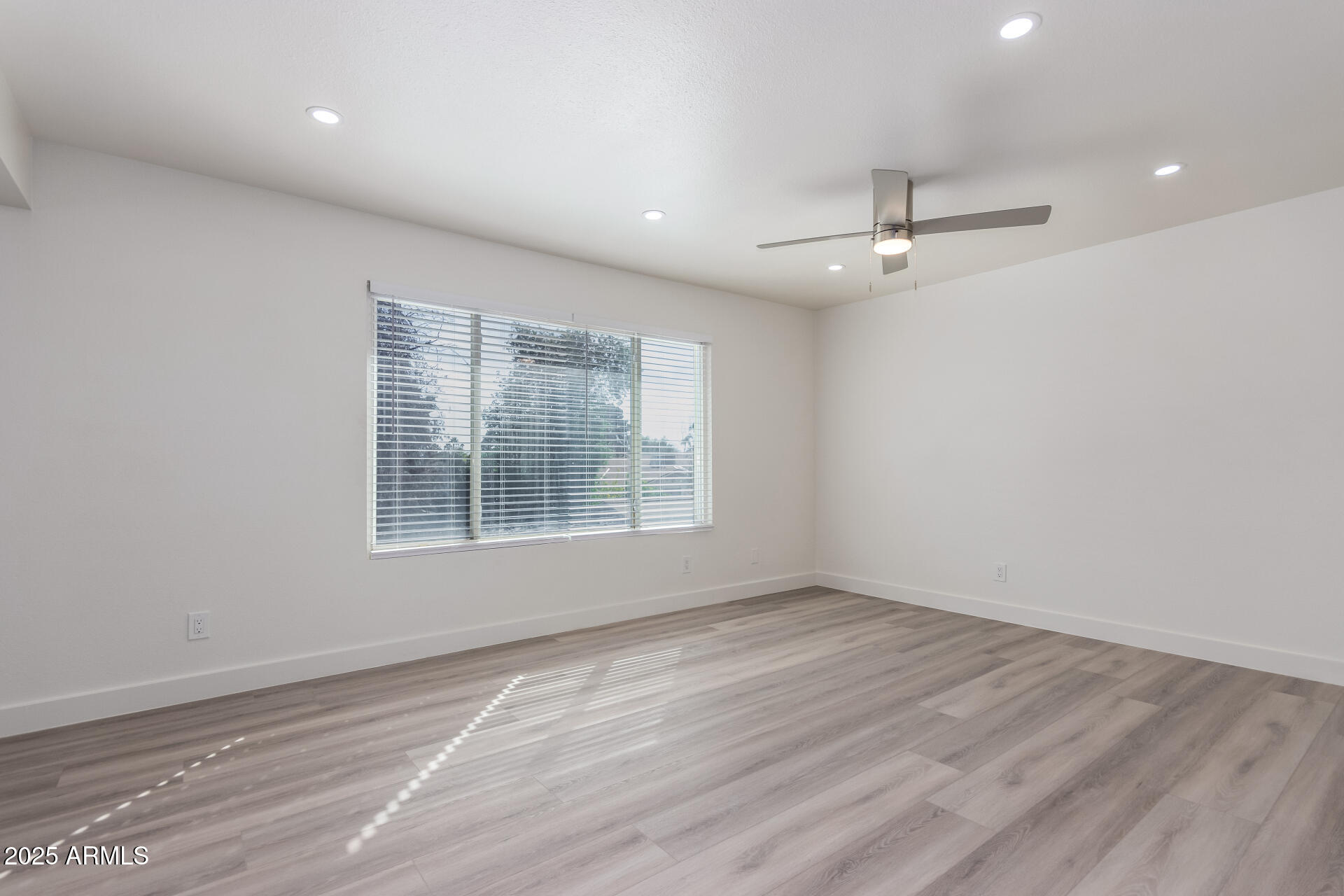 13627 N 57th Place