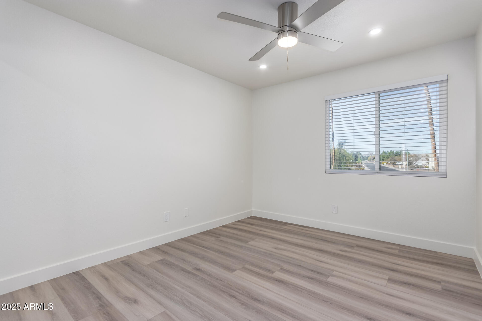 13627 N 57th Place