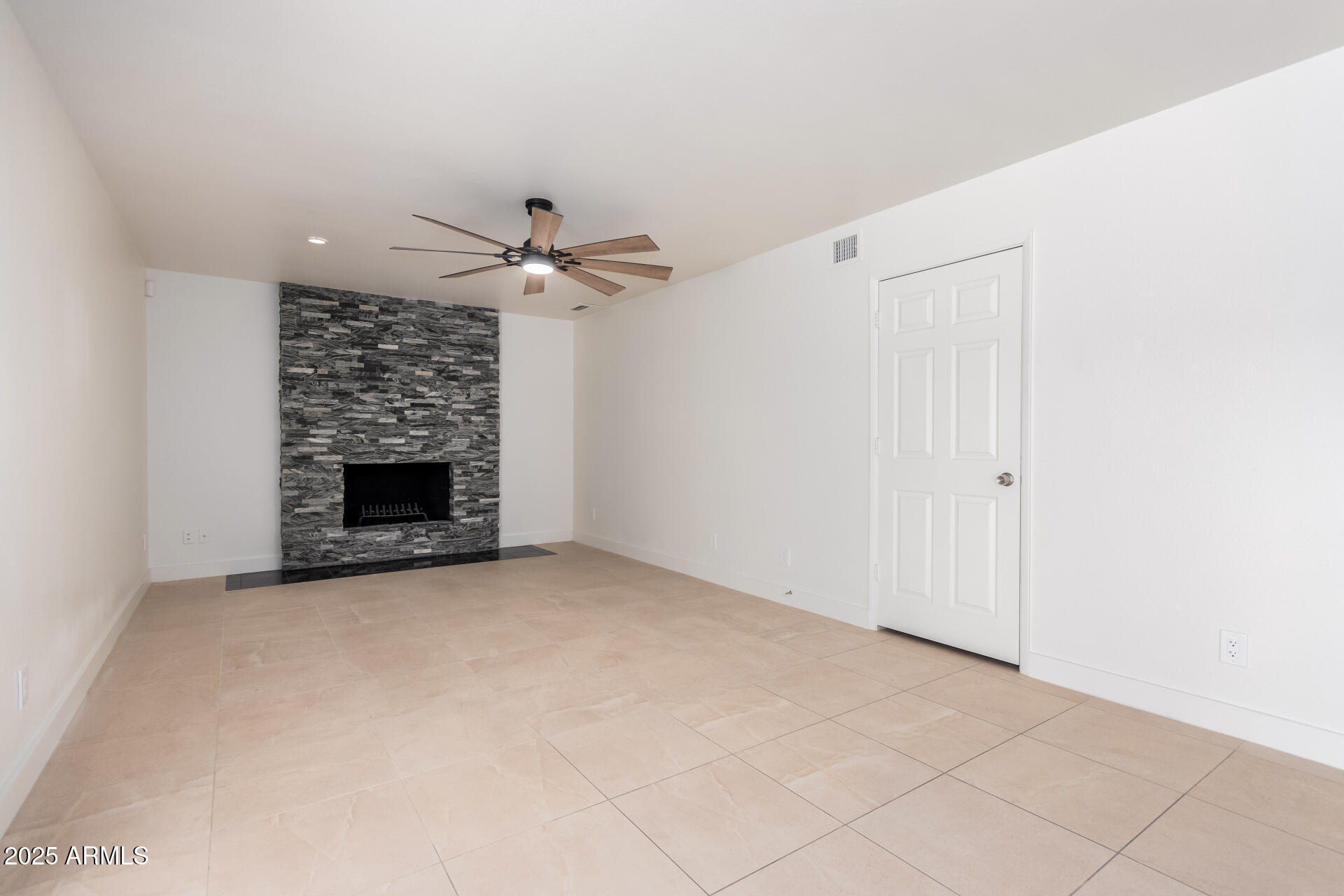 13627 N 57th Place
