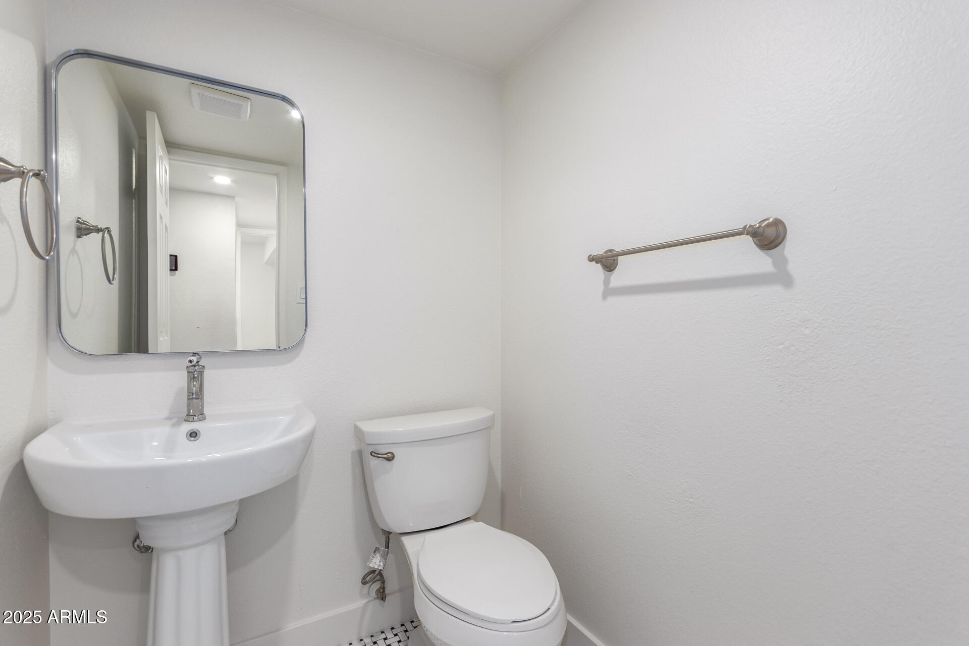 13627 N 57th Place