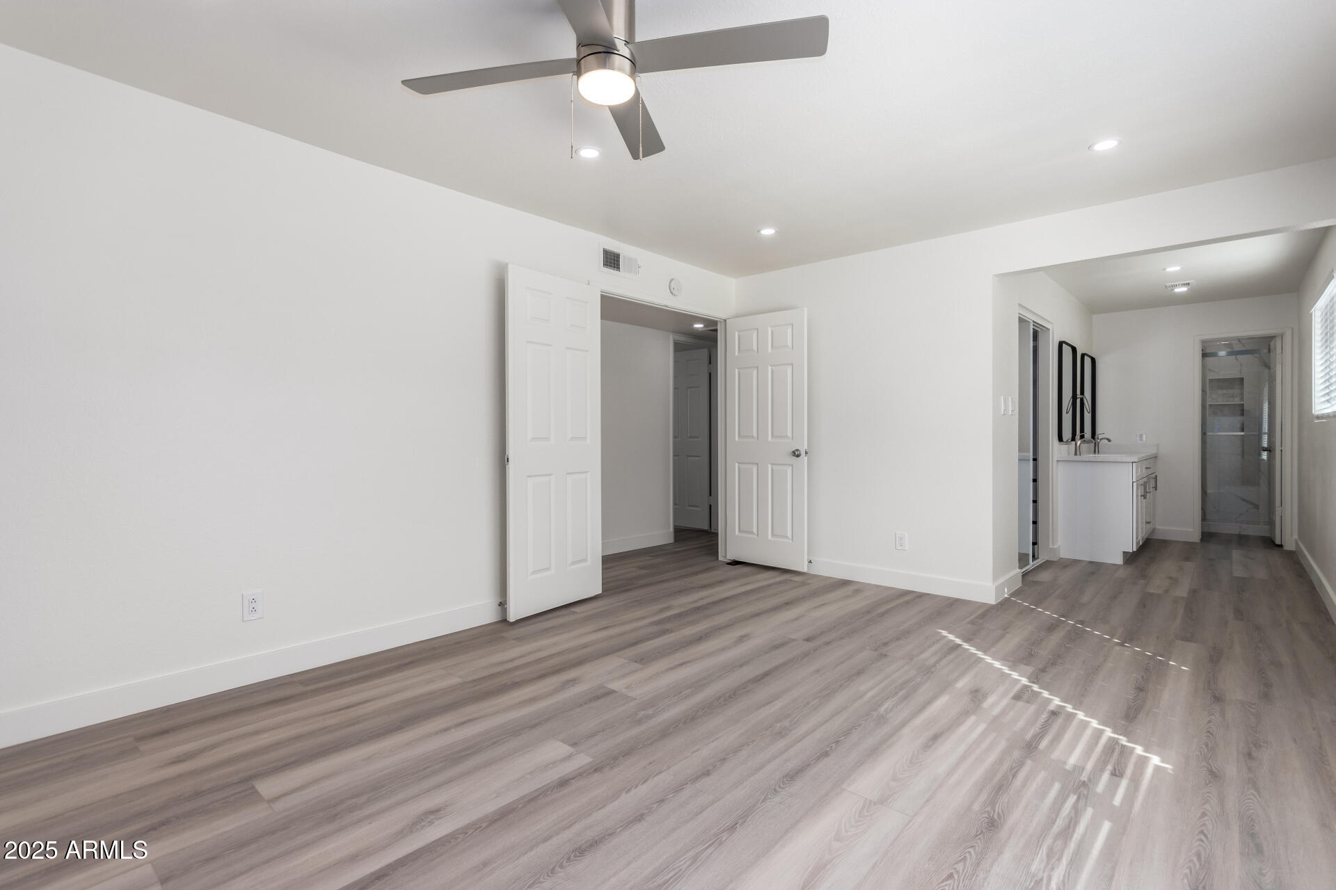 13627 N 57th Place