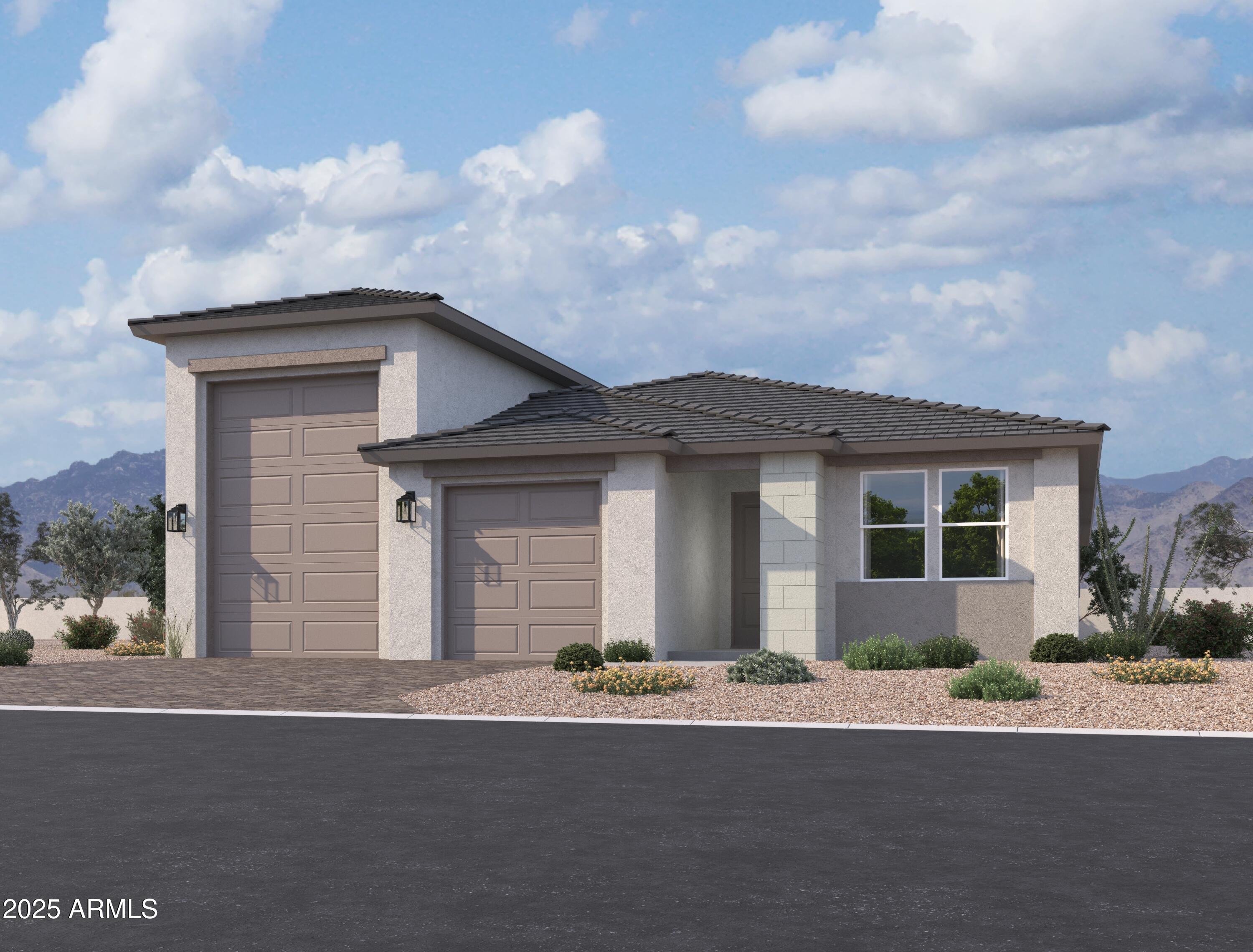 5520 W HOPI Trail