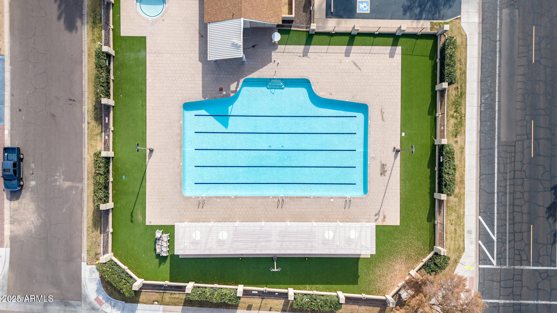 4606 W CONTINENTAL Drive