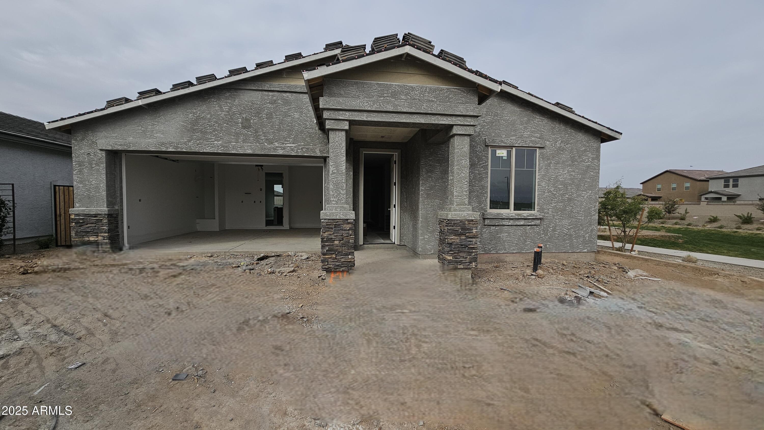 37626 N COWBOY Lane