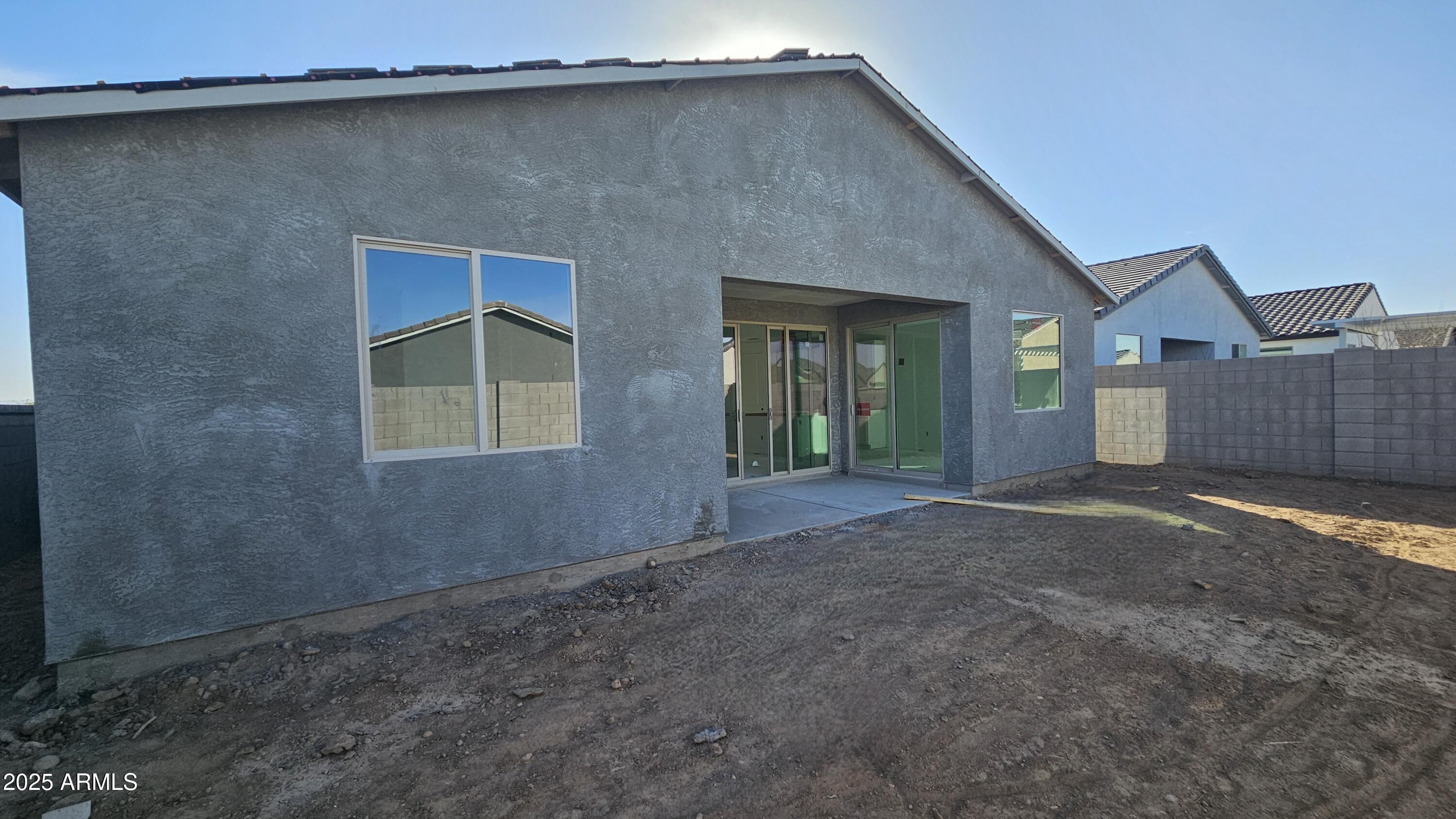 37626 N COWBOY Lane