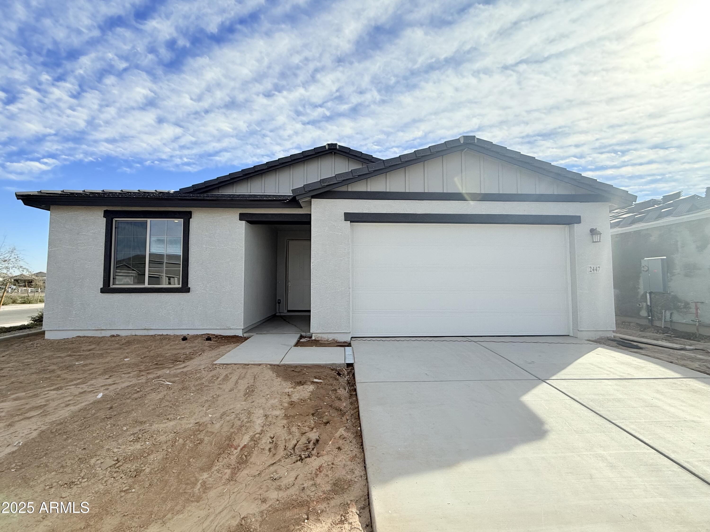 2447 E SPUR Drive