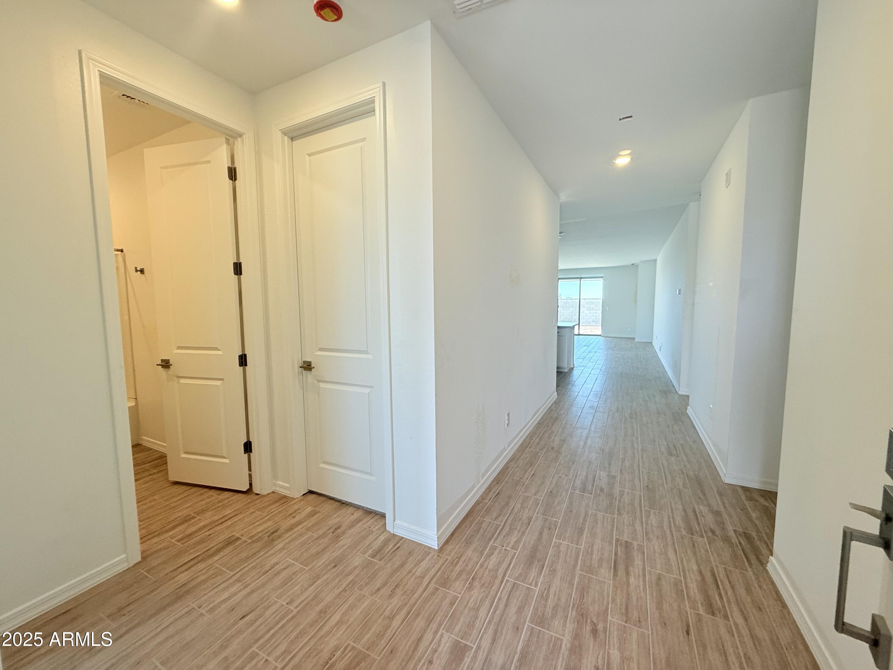 2447 E SPUR Drive