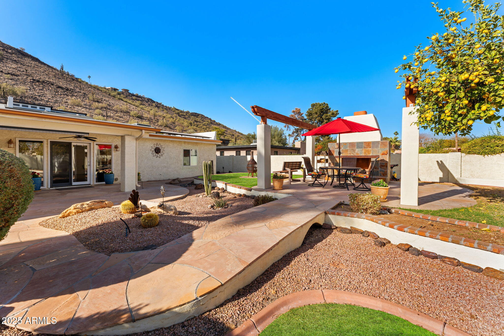 1031 W INDIAN HILLS Place