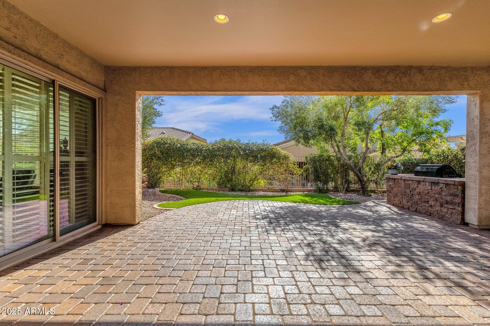 4221 E SOURWOOD Drive