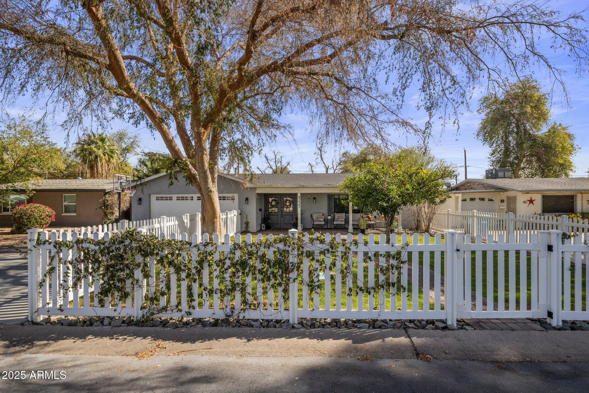 4225 N 42ND Street