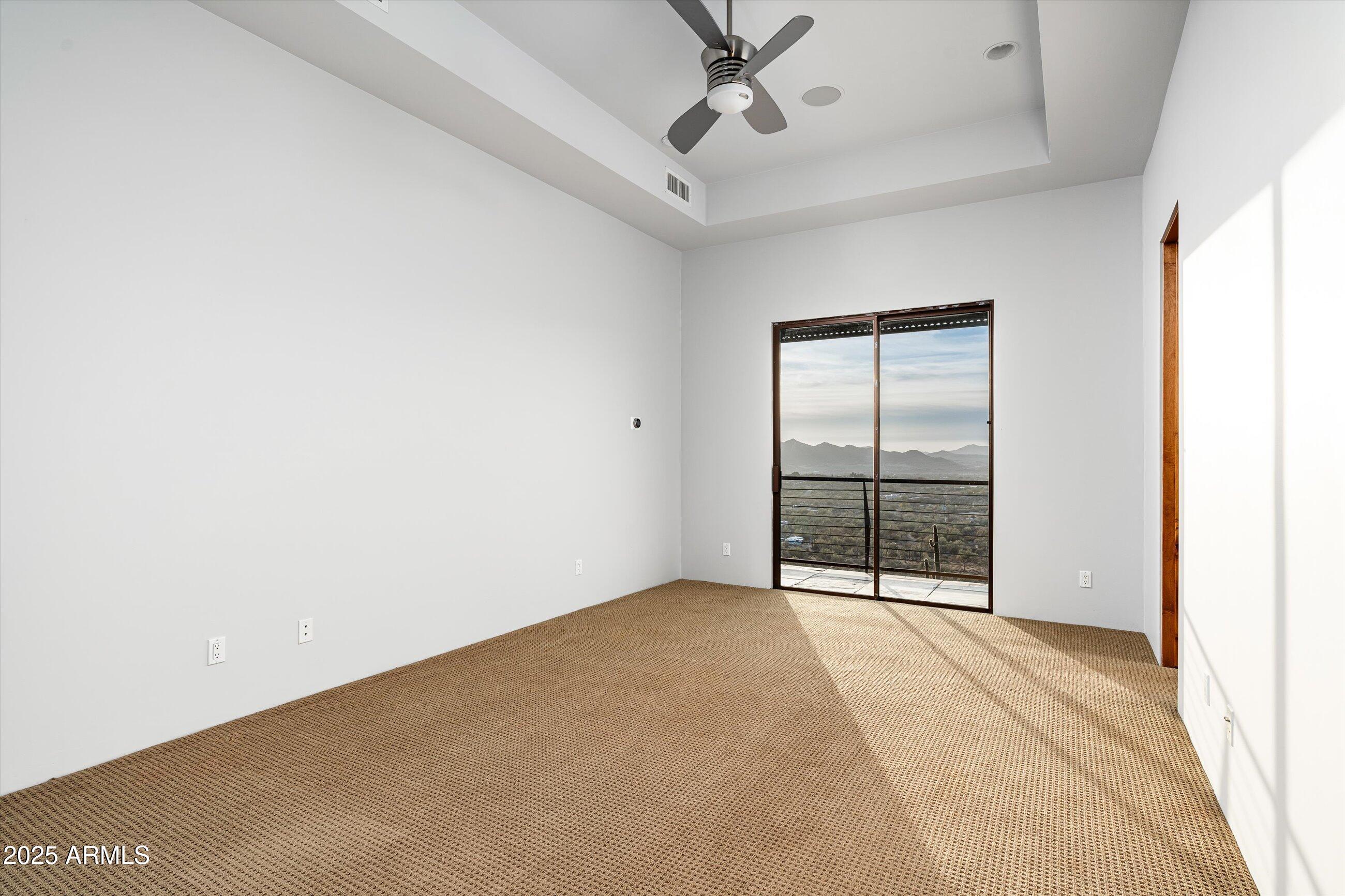 7025 E PANORAMA Drive