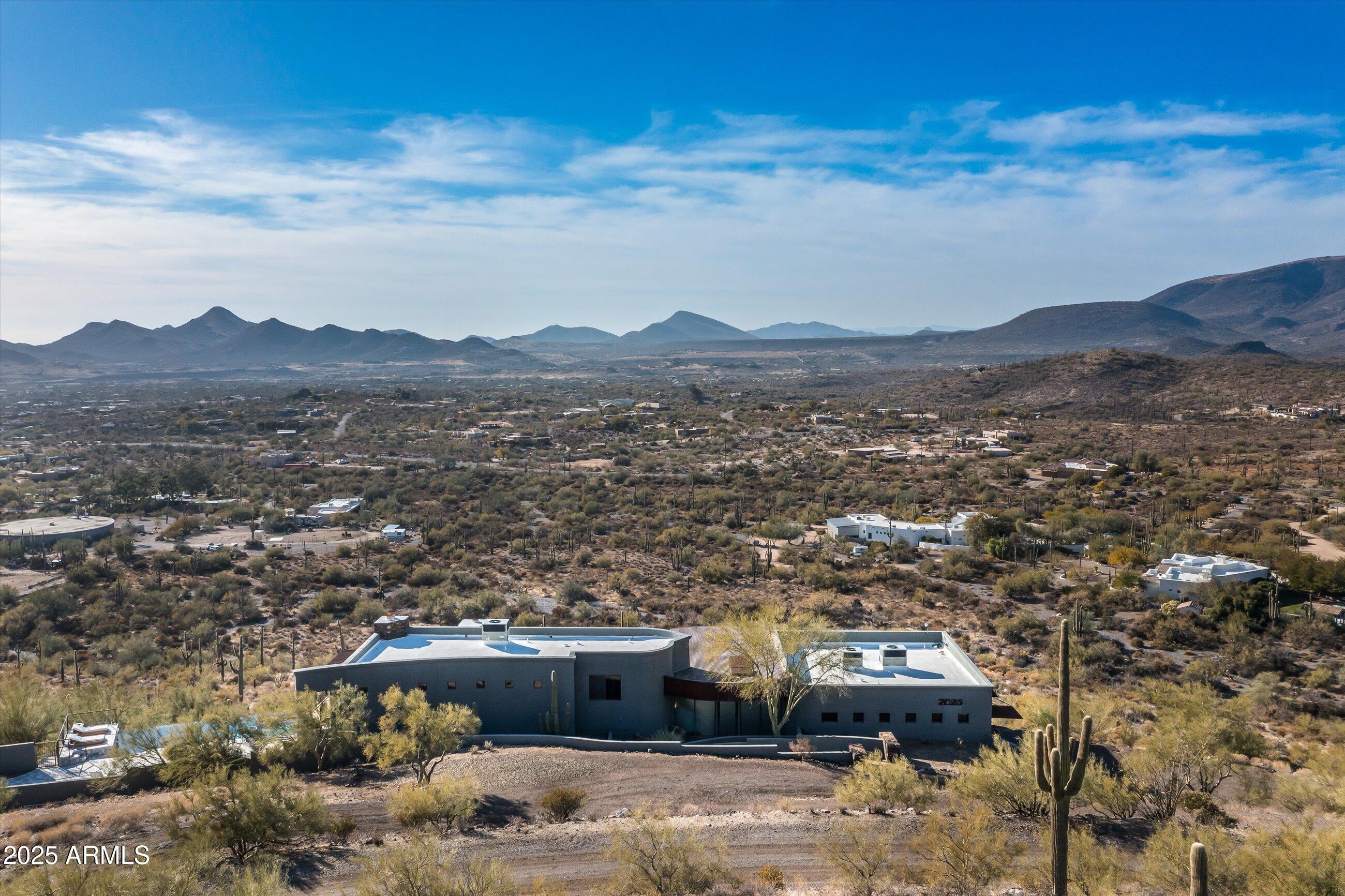 7025 E PANORAMA Drive