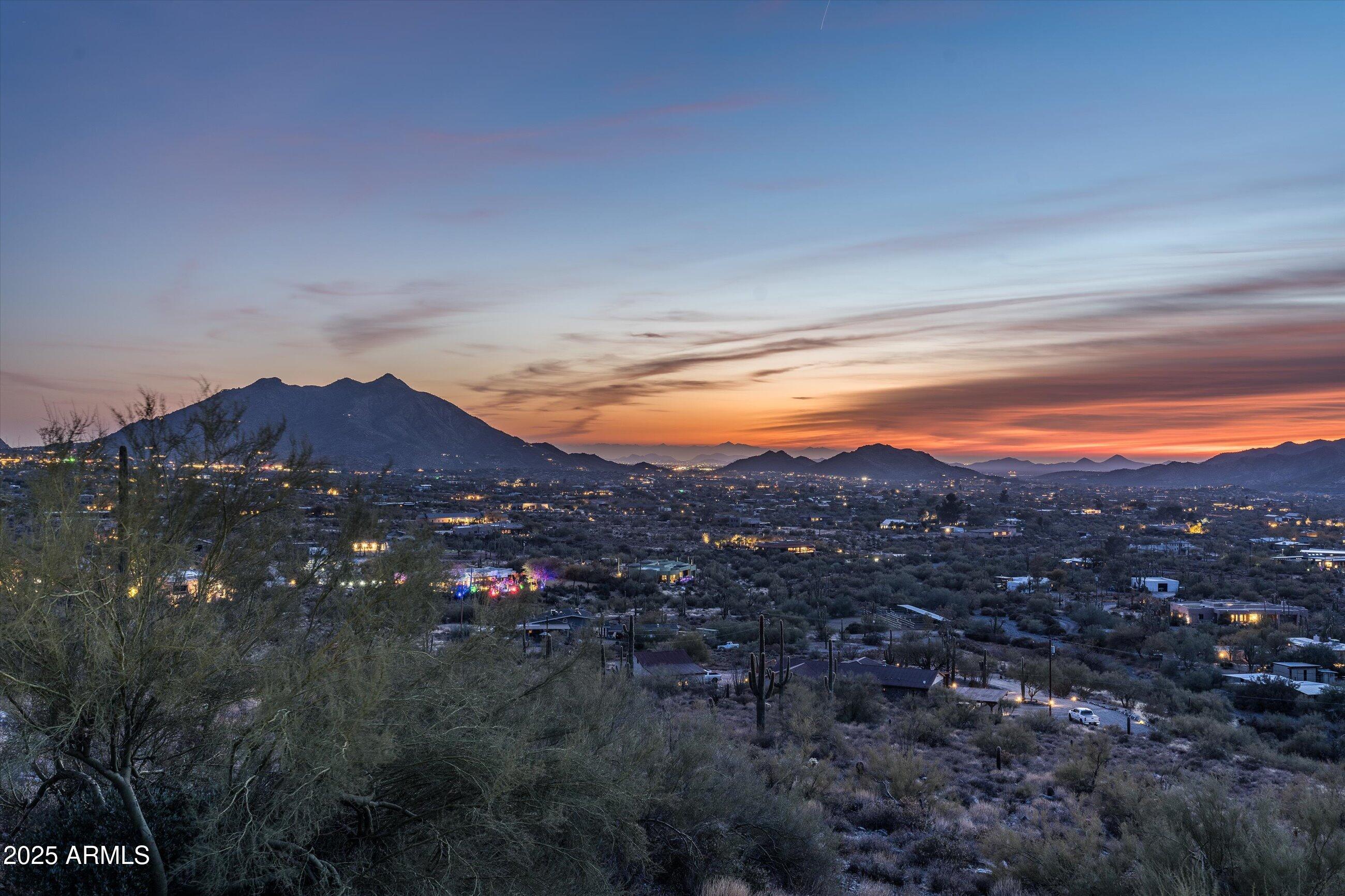 7025 E PANORAMA Drive