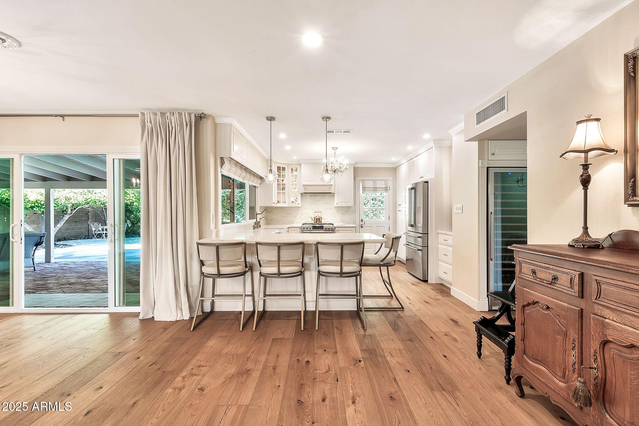 1134 E Magdalena Drive