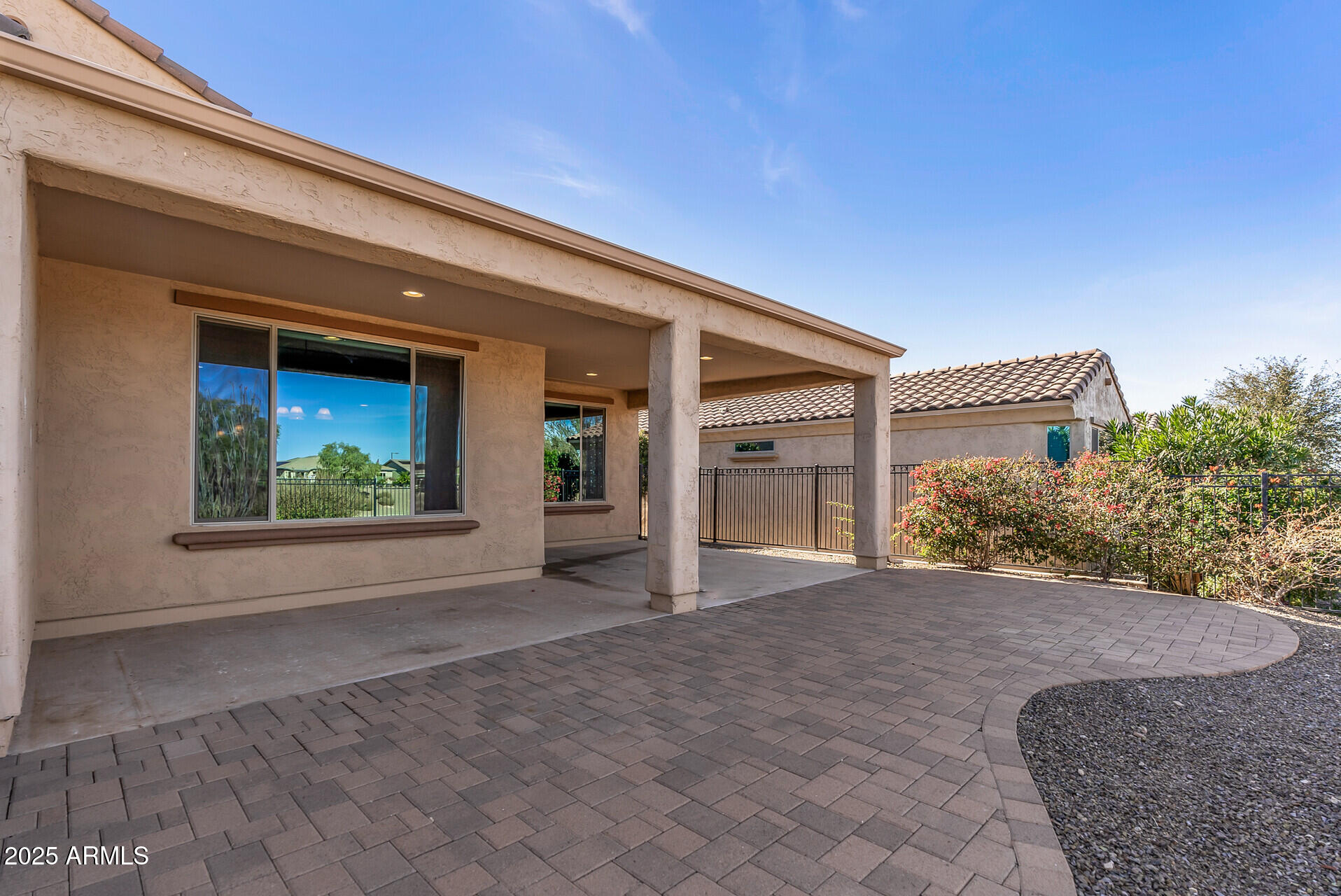 26880 W SIERRA PINTA Drive
