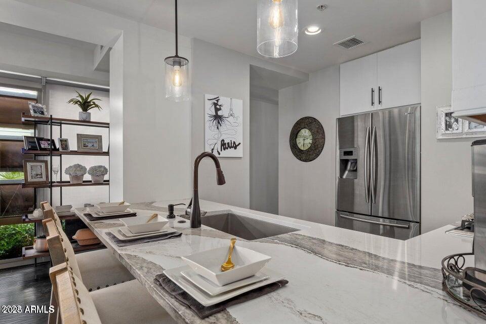 7157 E RANCHO VISTA Drive 6011