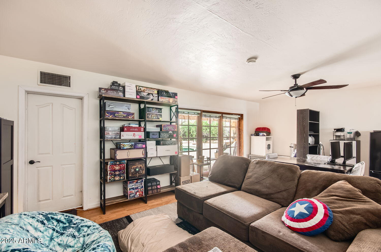 2929 N 55TH Place