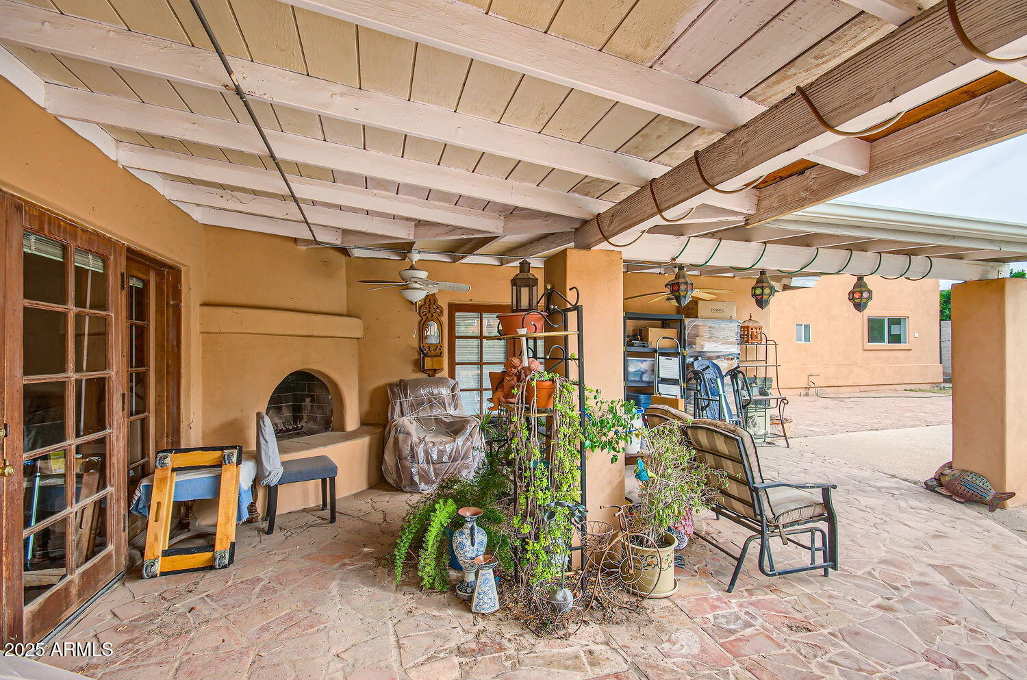 2929 N 55TH Place