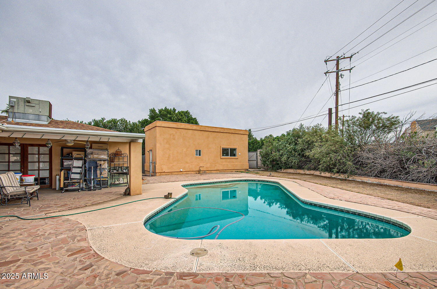 2929 N 55TH Place