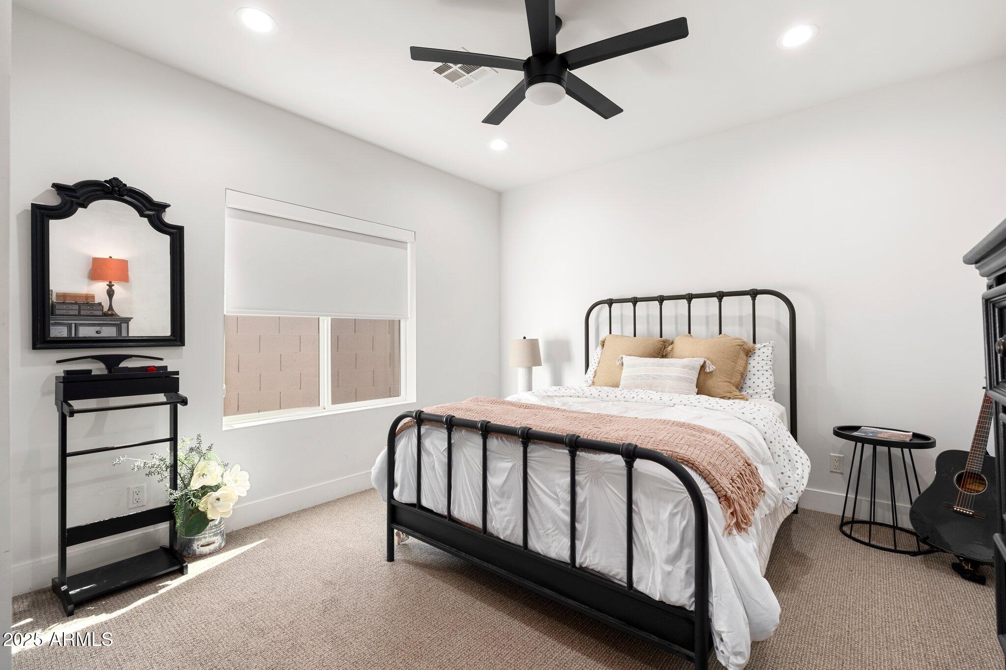 3312 E SELLS Drive