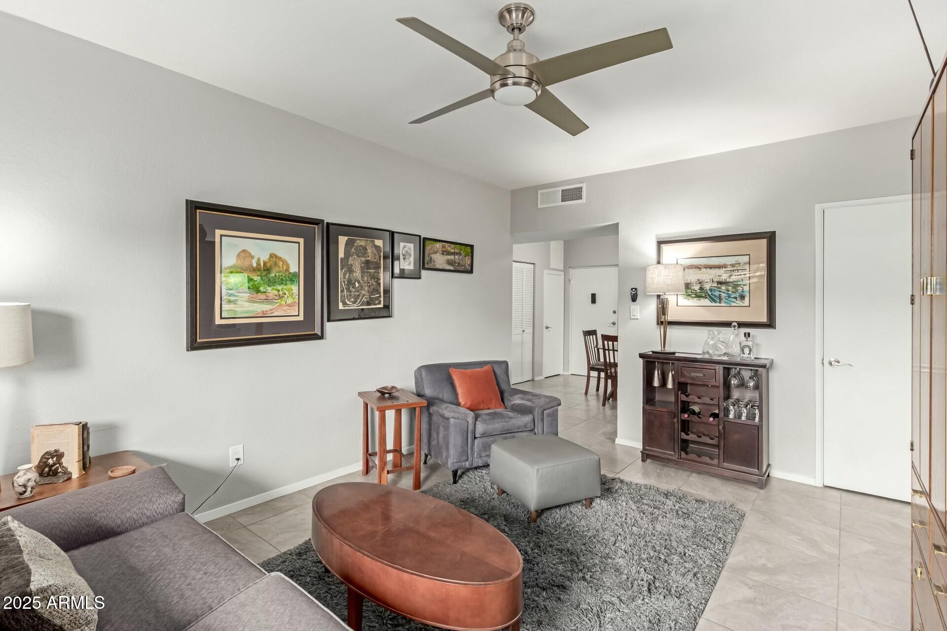 355 E THOMAS Road B110