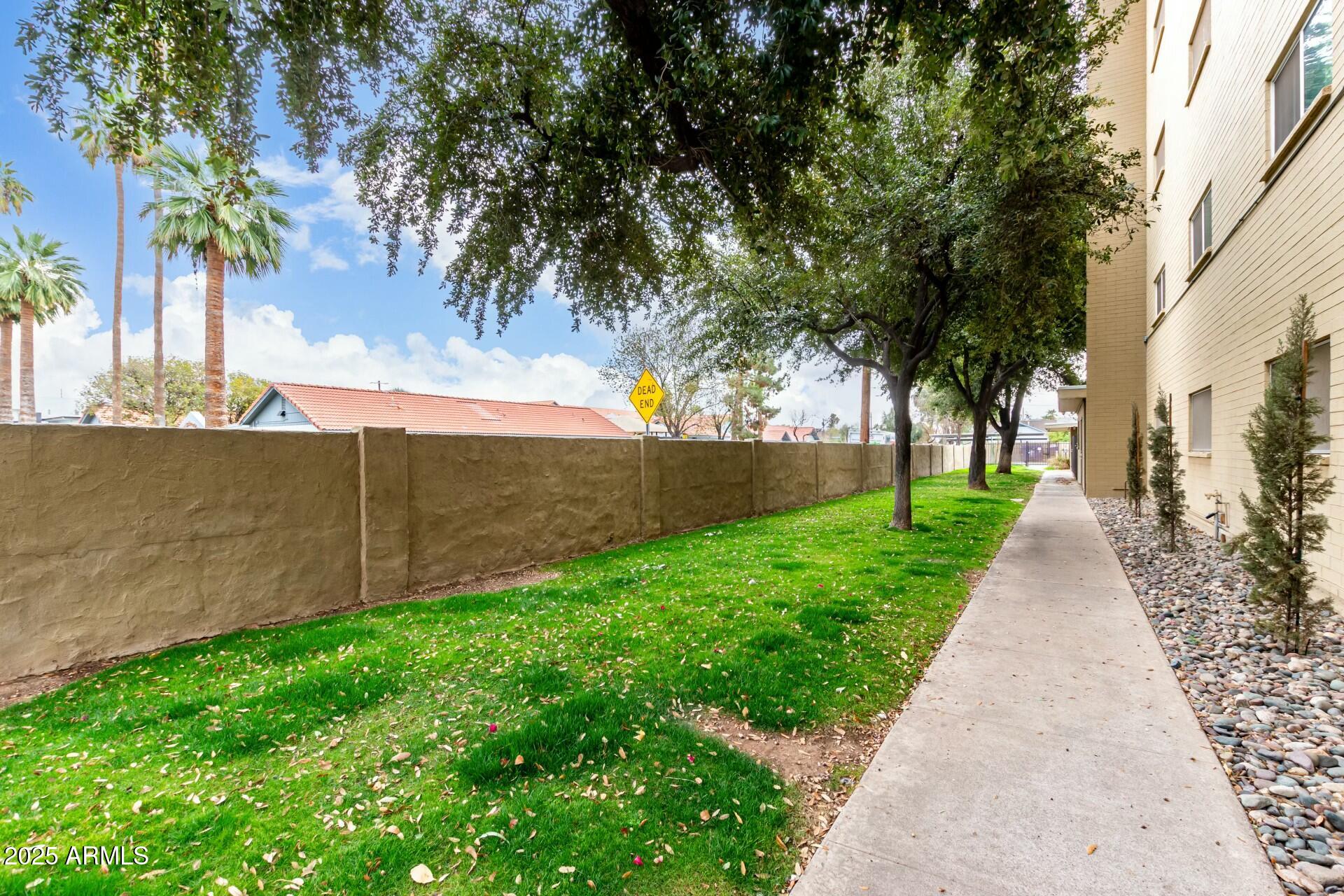 355 E THOMAS Road B110