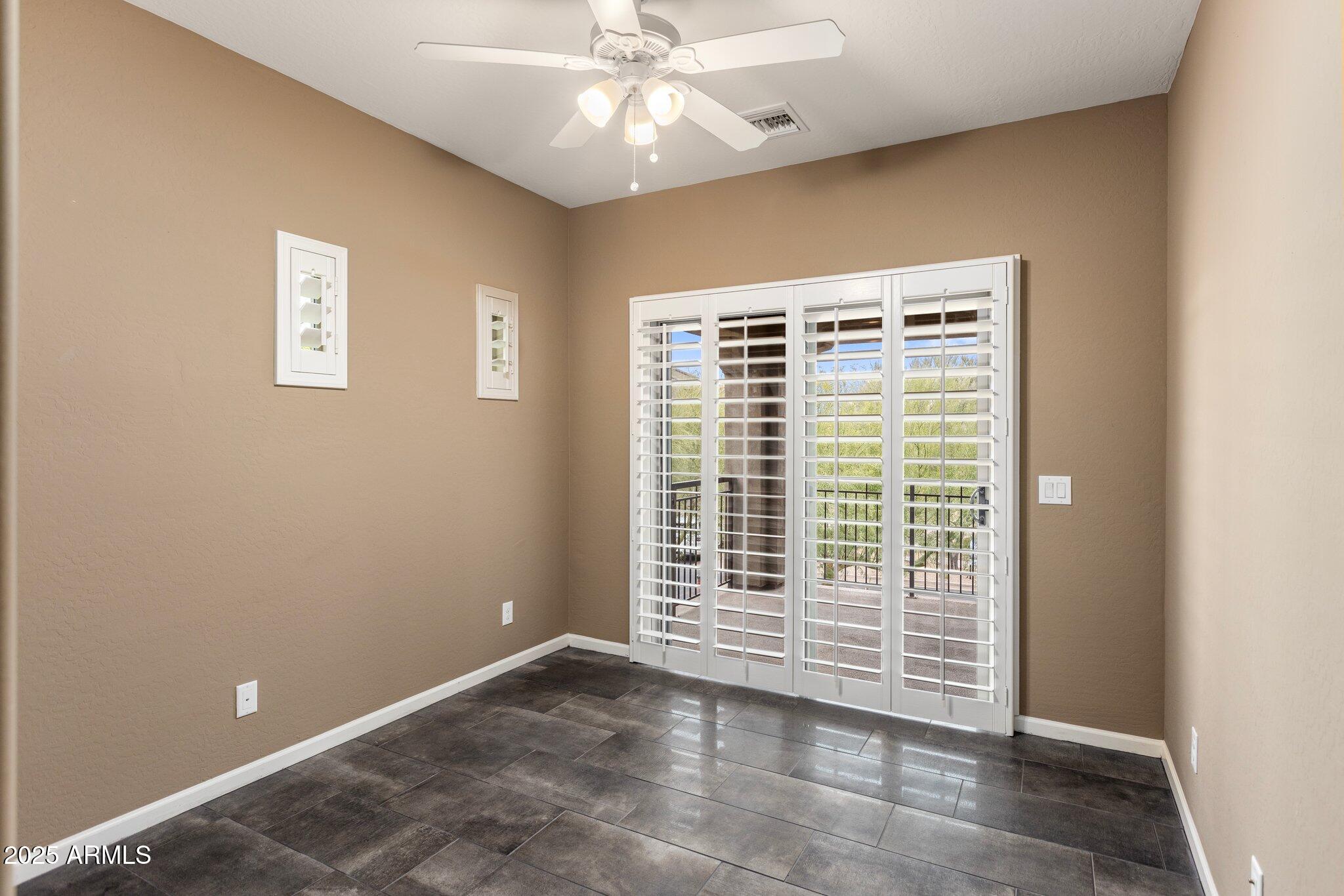 3935 E ROUGH RIDER Road 1368