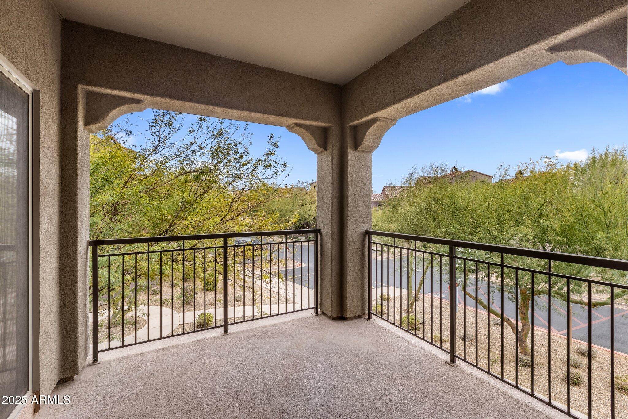 3935 E ROUGH RIDER Road 1368