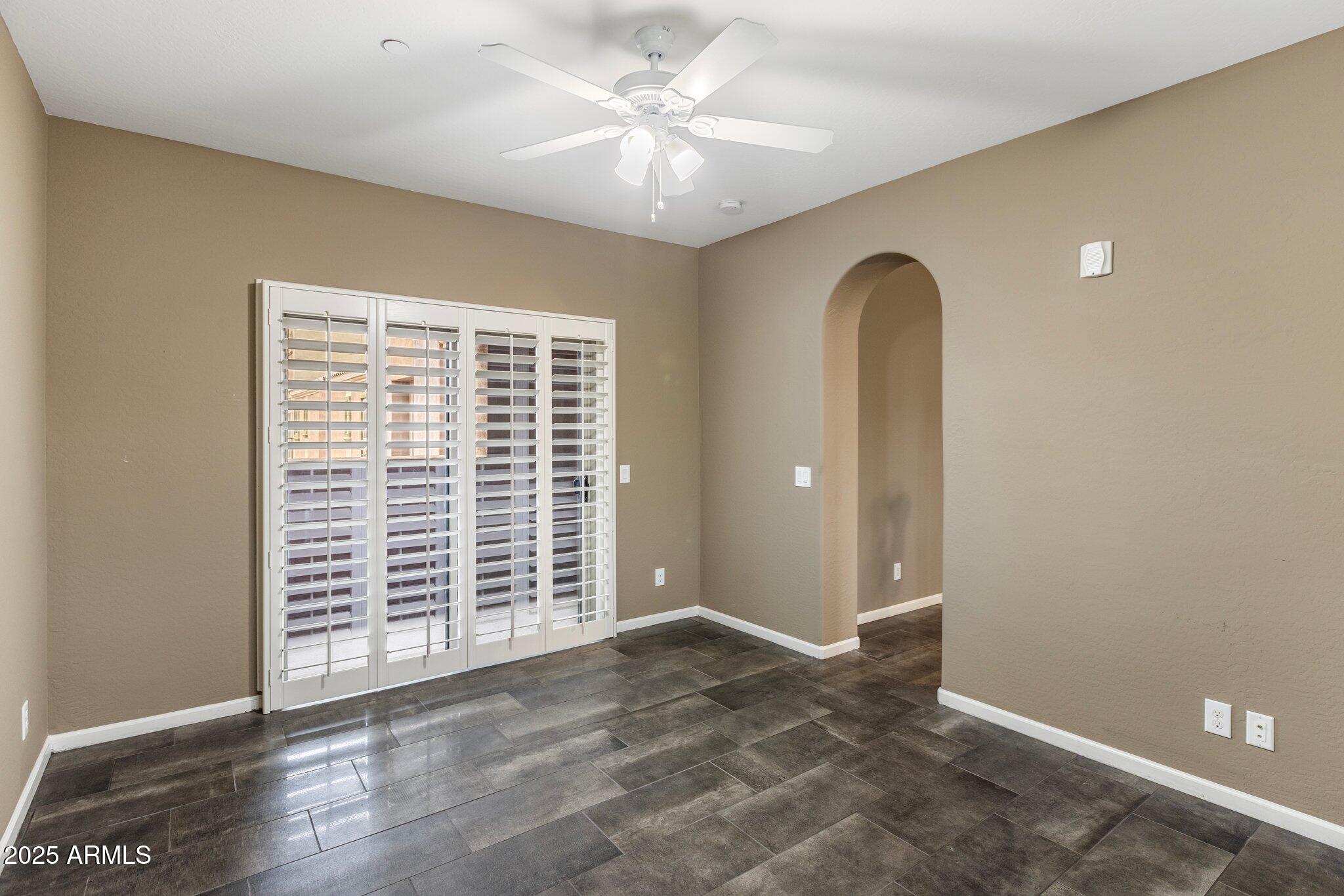 3935 E ROUGH RIDER Road 1368