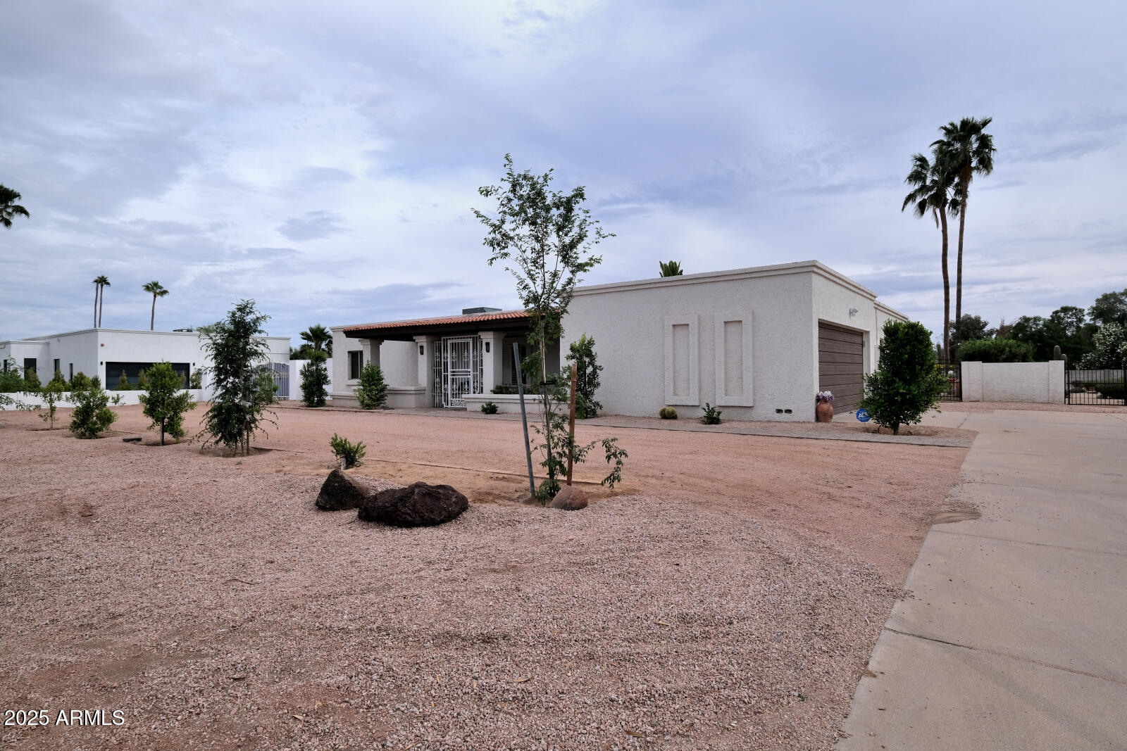 8409 E Cactus Road
