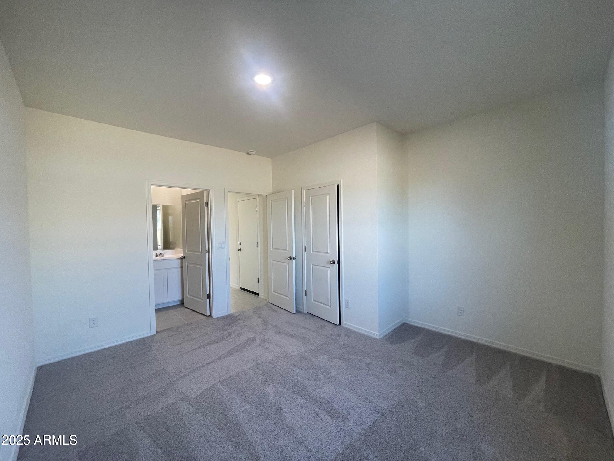 2087 E BUCKING BRONCO Drive