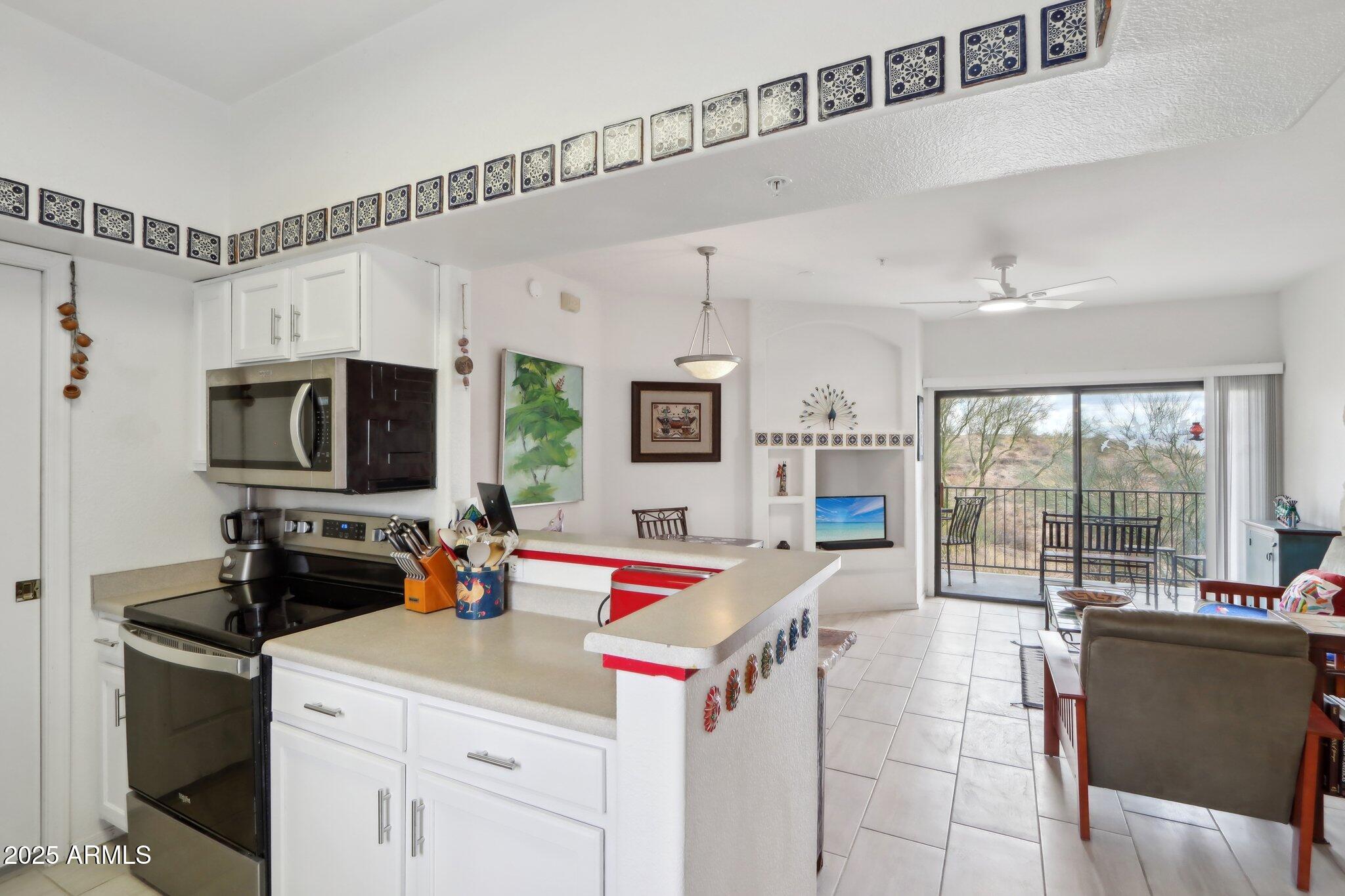 10401 N SAGUARO Boulevard 104