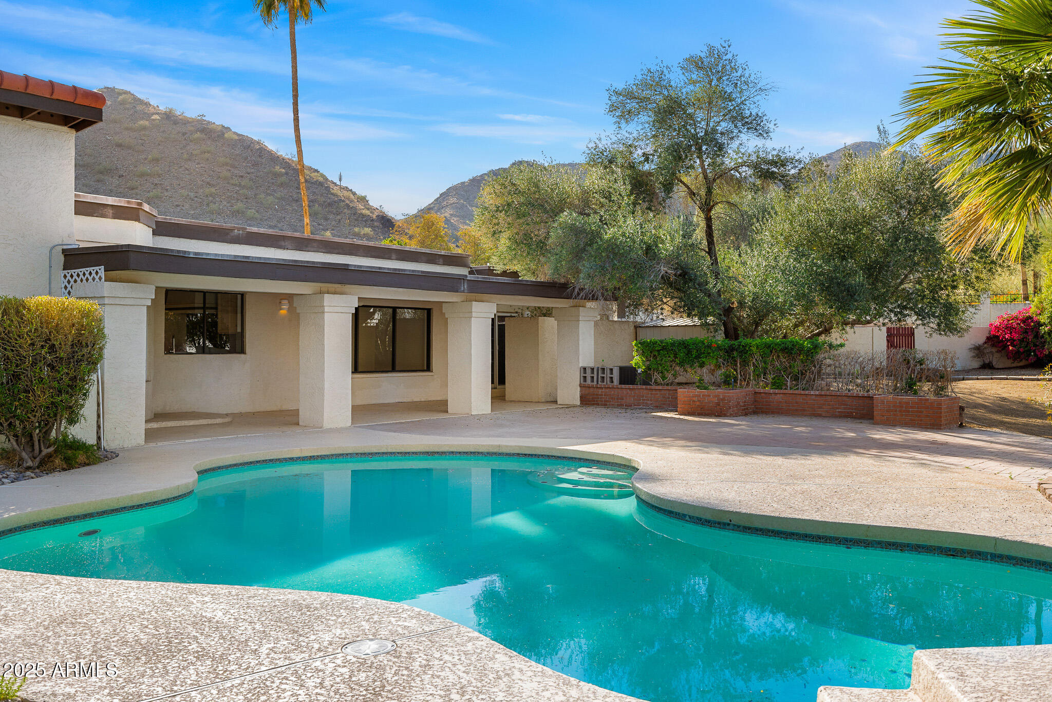 4744 E DESERT PARK Place