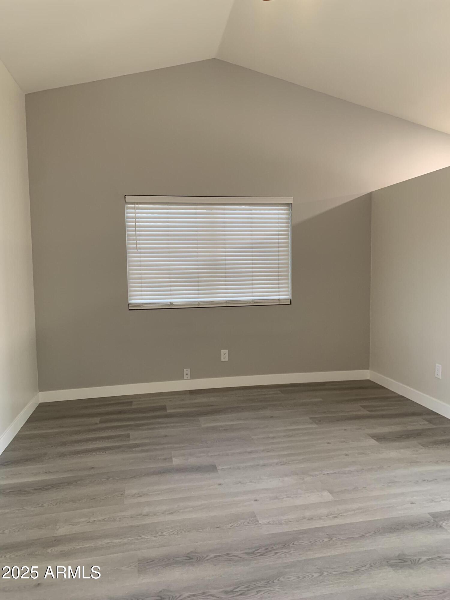 3018 W IRMA Lane