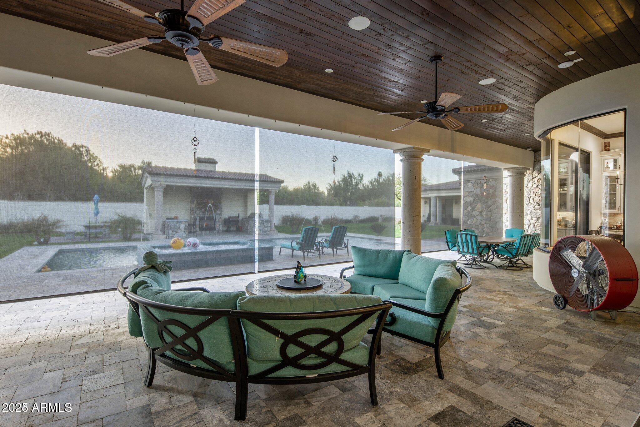 5508 N QUAIL RUN Road