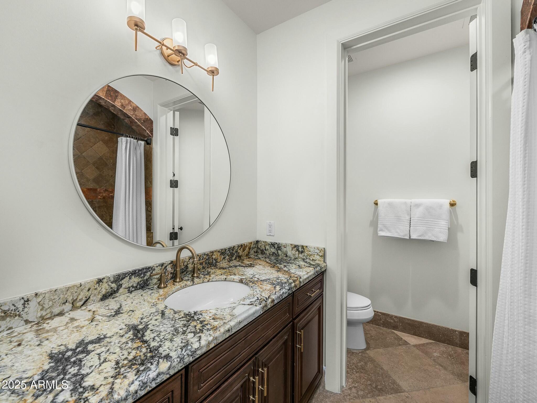 3226 E SELLS Drive