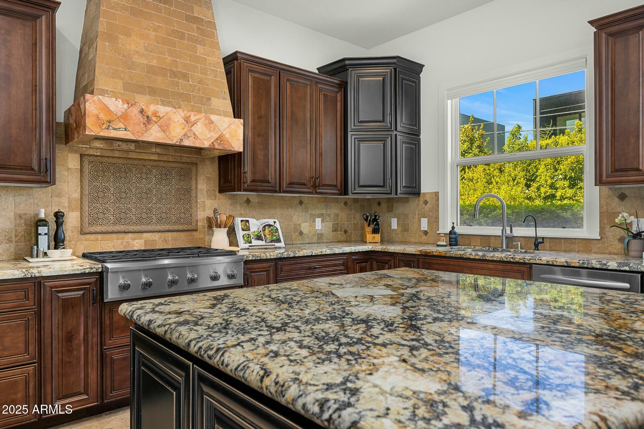 3226 E SELLS Drive