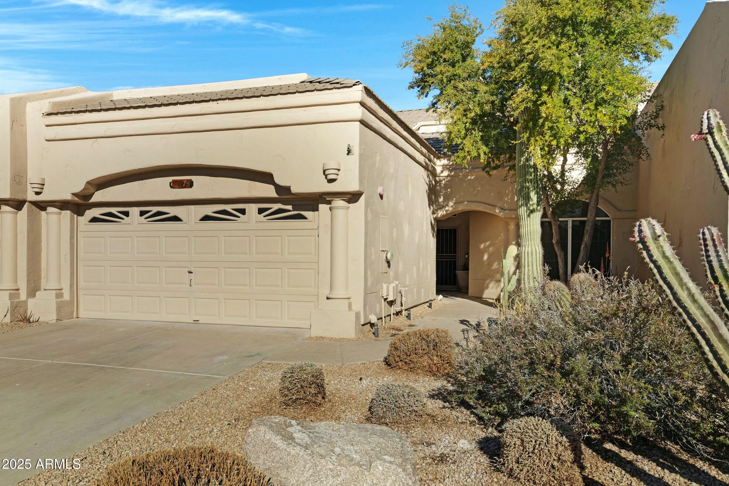 8974 E MAPLE Drive