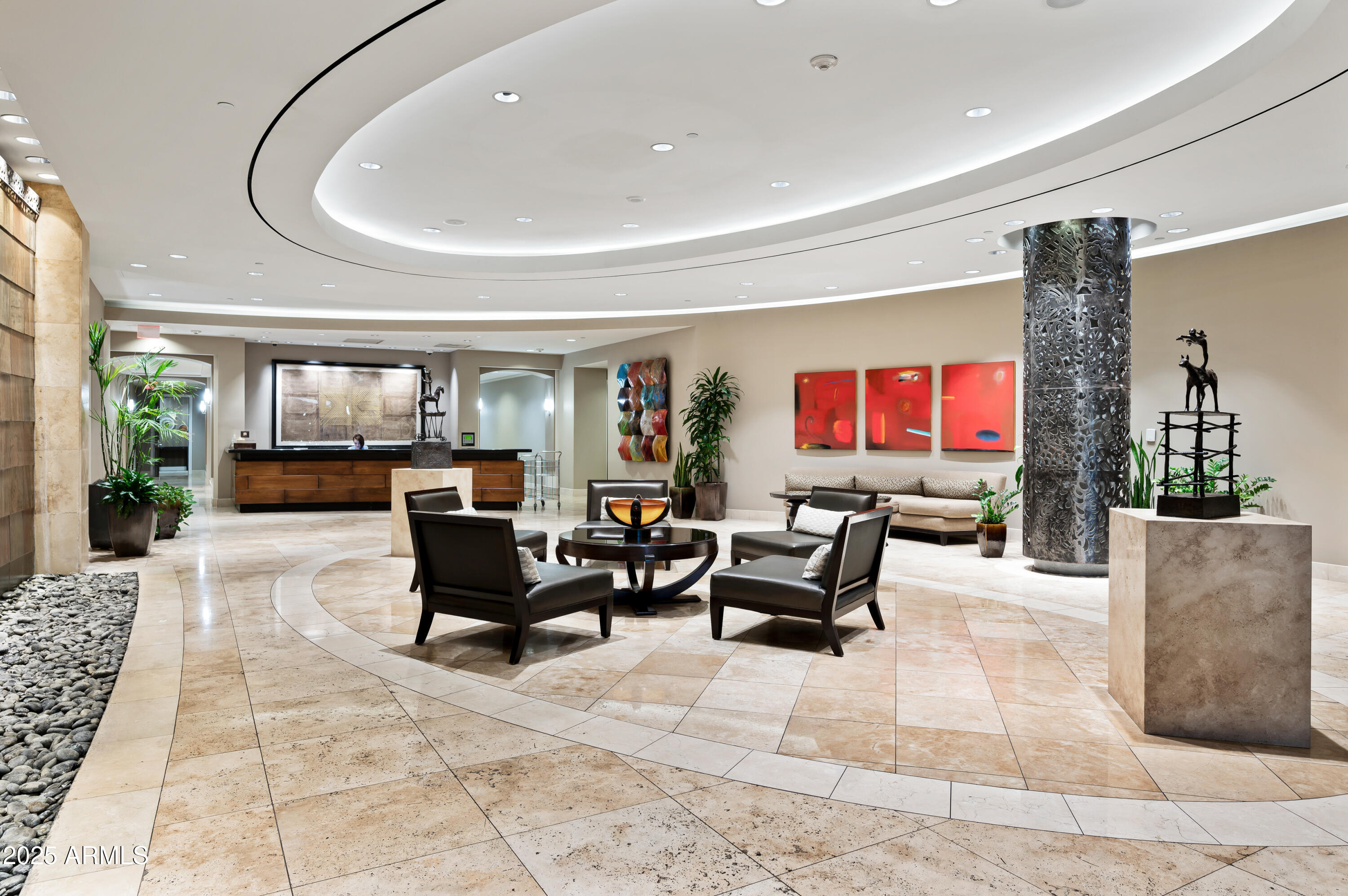 2211 E CAMELBACK Road 601