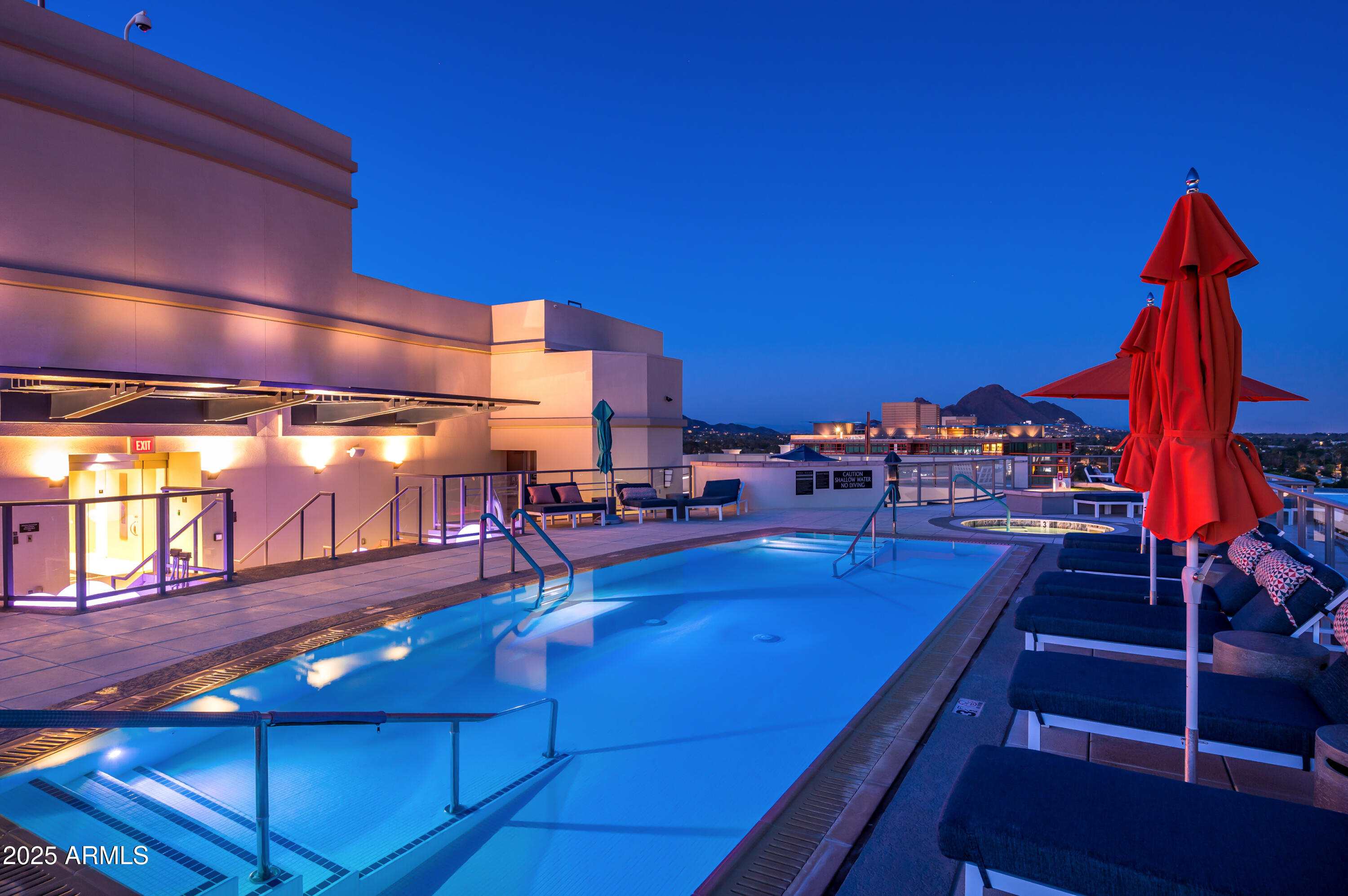 2211 E CAMELBACK Road 601