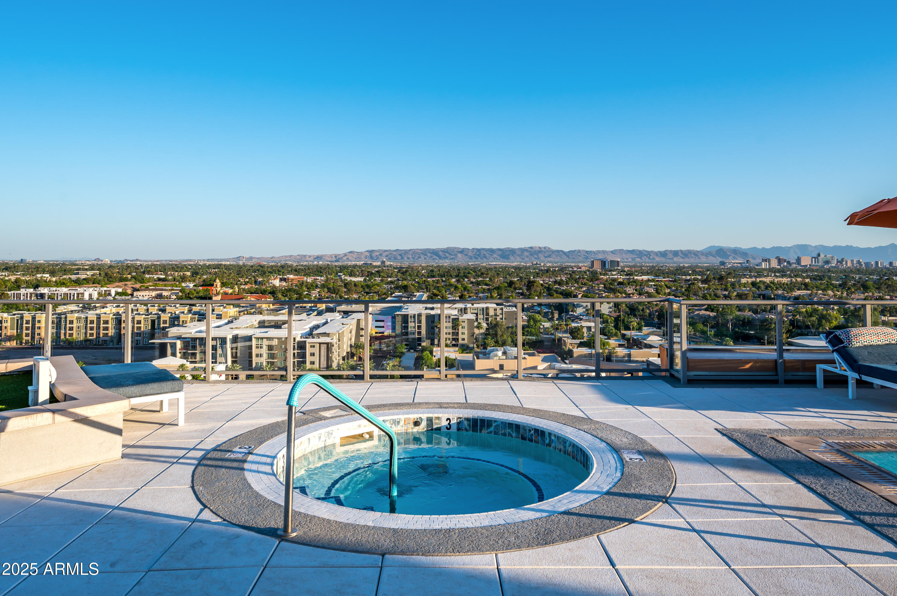 2211 E CAMELBACK Road 601