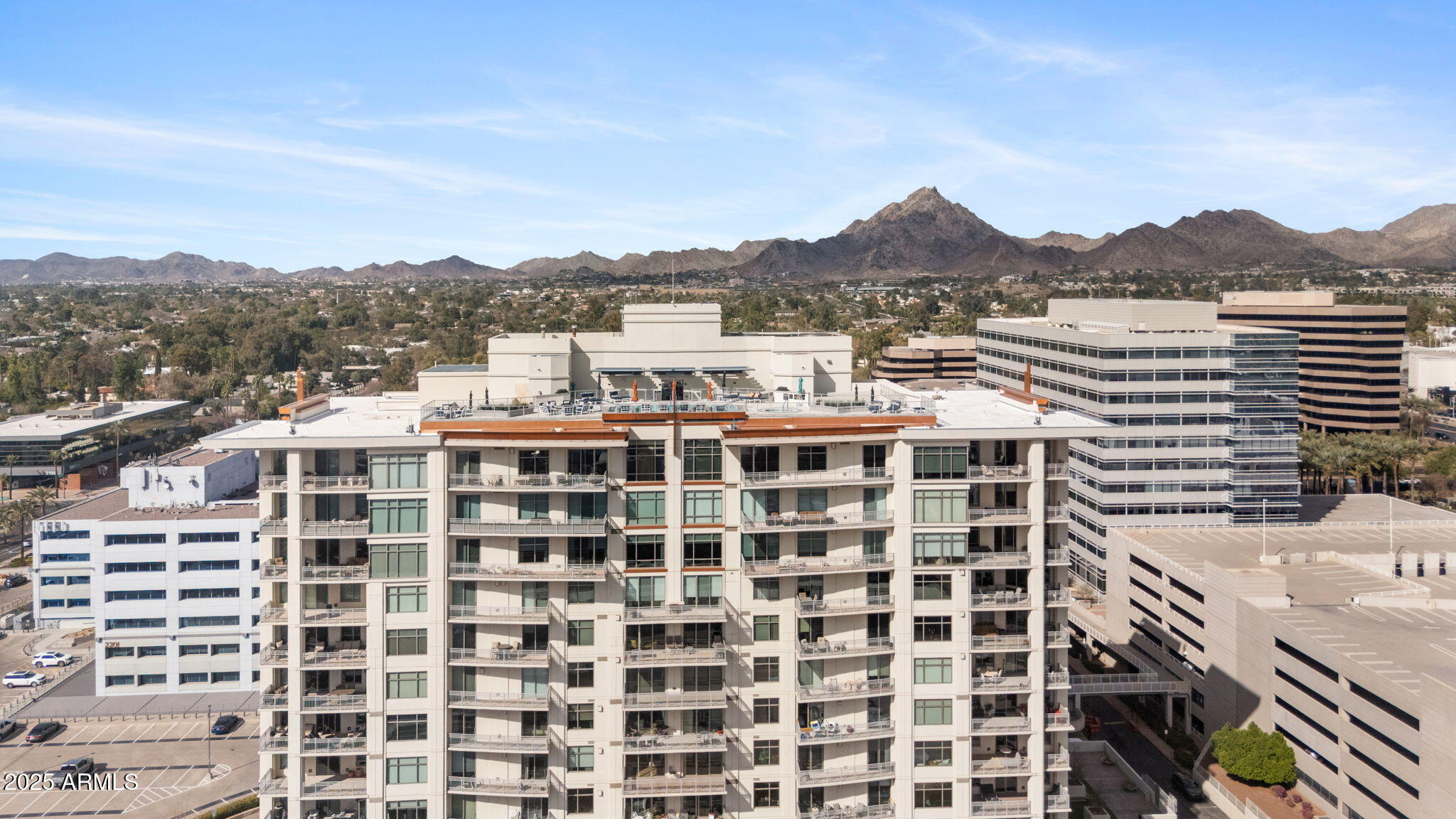2211 E CAMELBACK Road 601