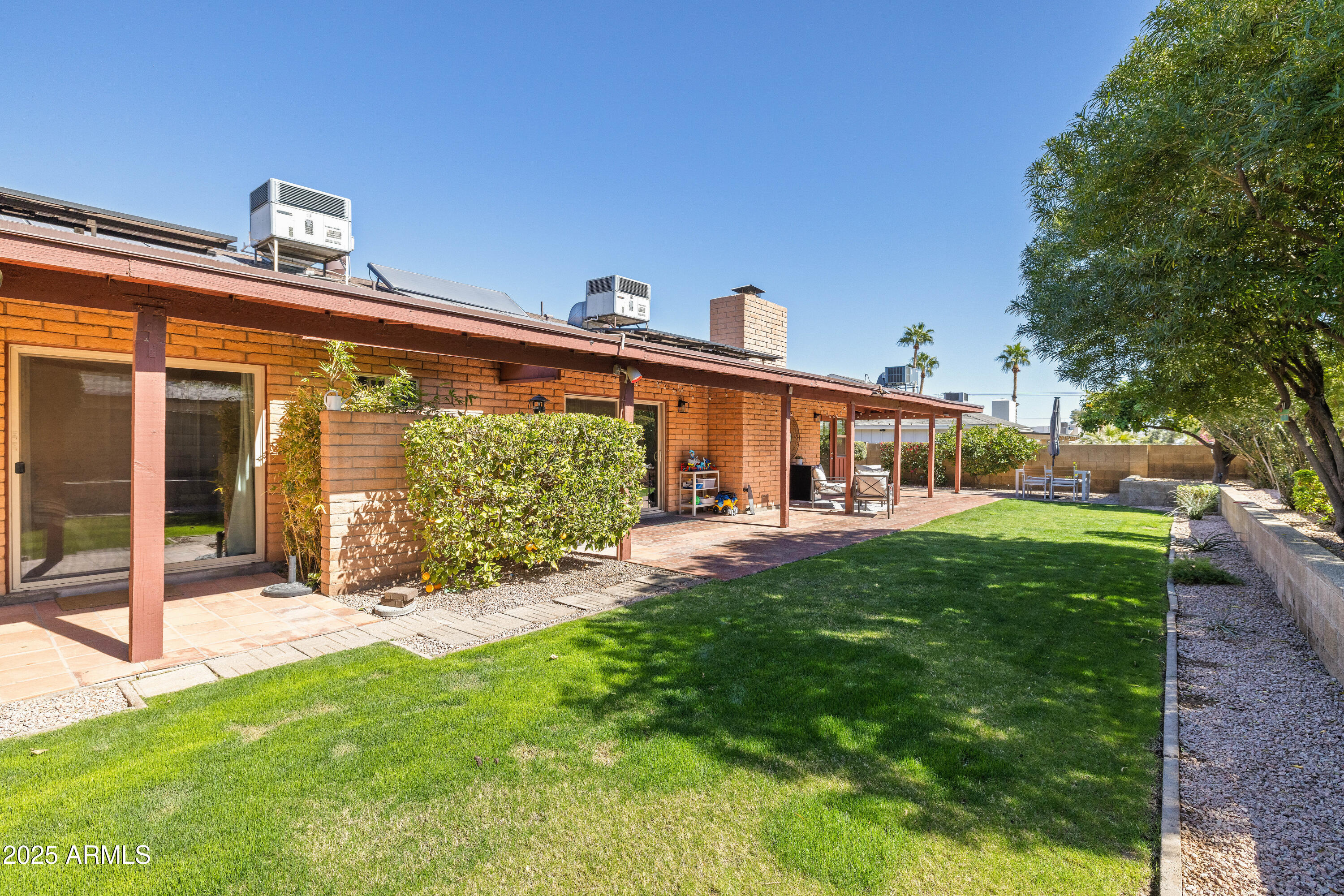 2349 E SAHUARO Drive